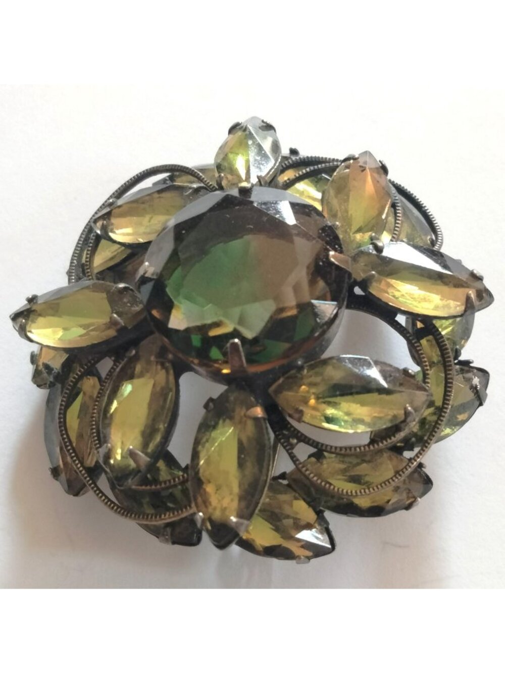 Green Rhinestone Brooch Pin Elegant Floral Round Vintage MCM Statement